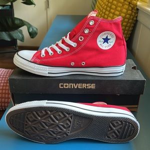 Converse NIB Chuck Taylor All Star High Tops Red 9M/11W